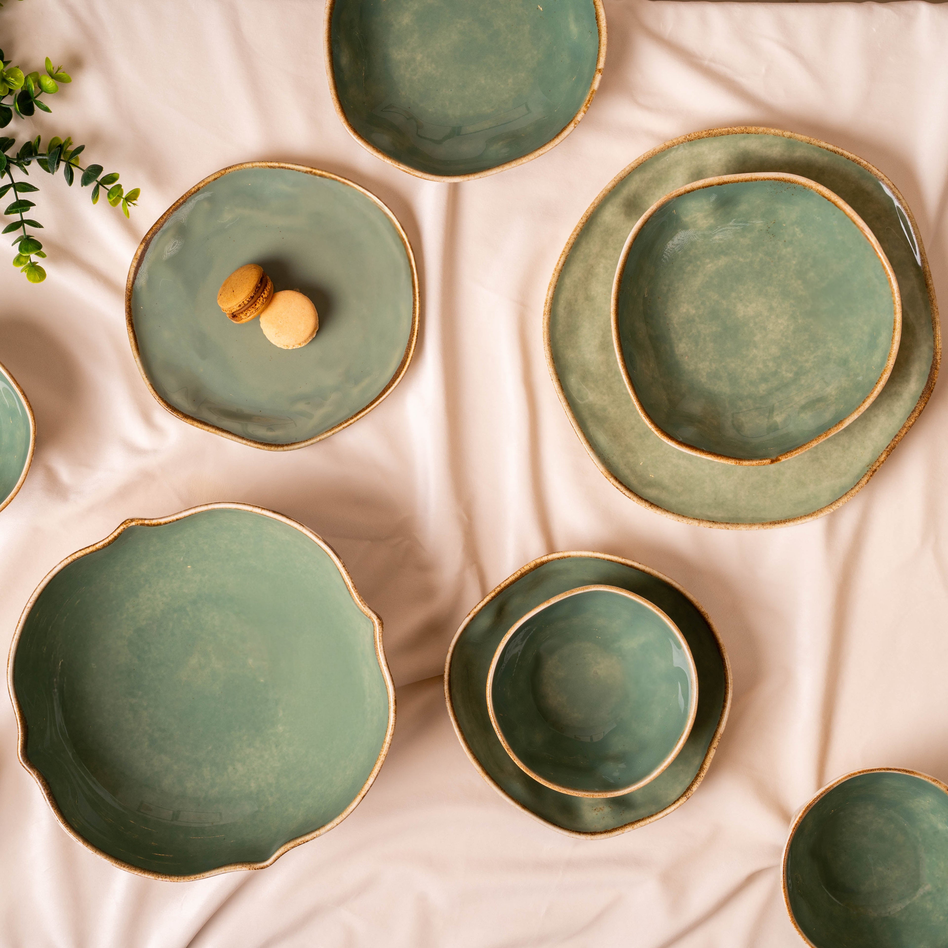 Organic Glow Dinner Set