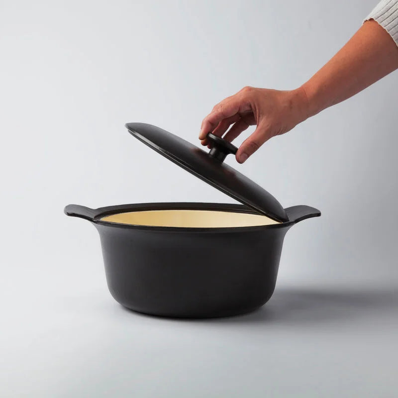 BergHOFF Covered stockpot cast iron black 24 cm